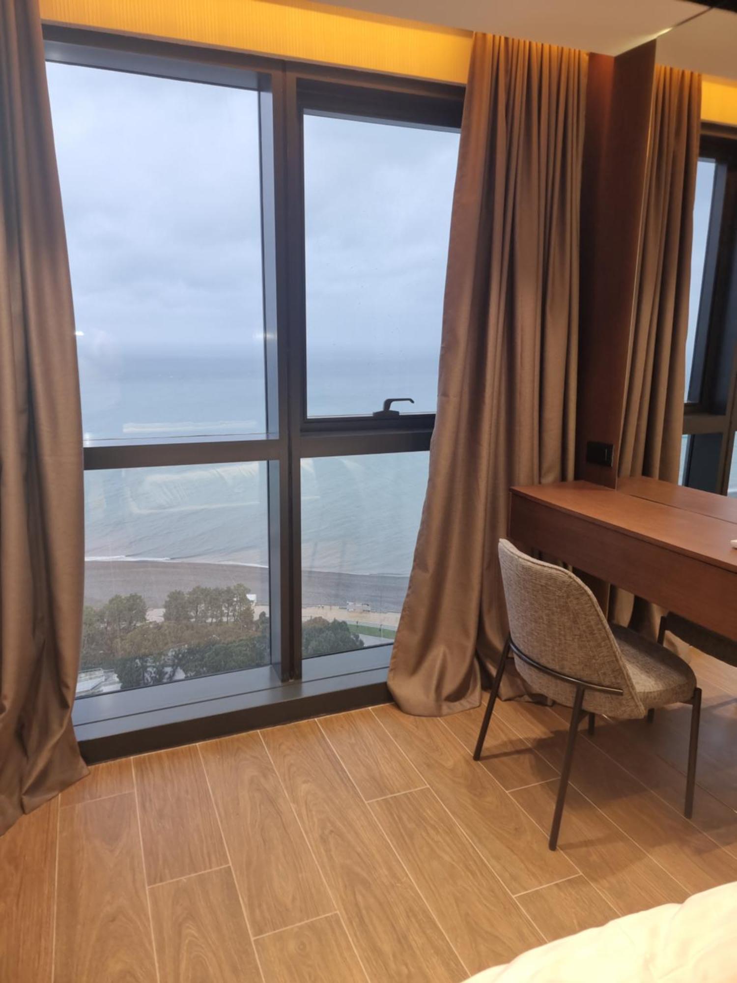 Premium apartment in Porta Batumi Tower Exterior foto