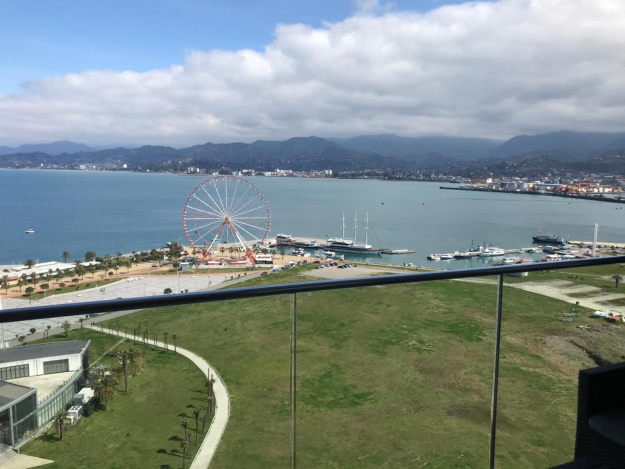Premium apartment in Porta Batumi Tower Exterior foto